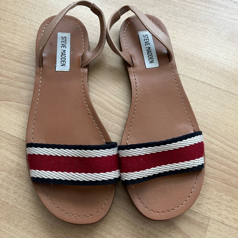 STEVE MADDEN Abella flat sandals